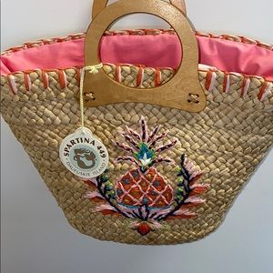 NWT spartina 449 Kaia pineapple straw tote